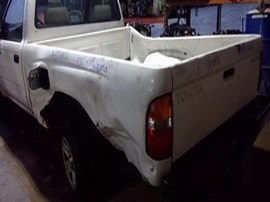 2002 TOYOTA TACOMA WHITE, STD CAB, 2.4 AT, 2WD.  Z24902